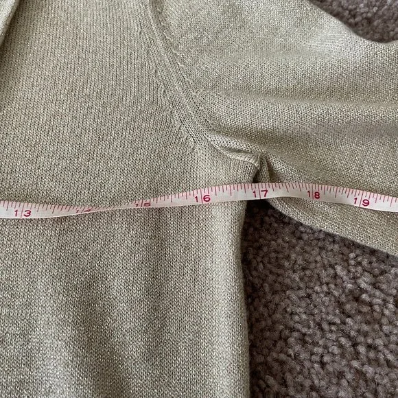 Banana Republic Gold Shimmer Cardigan XS - Picture 9 of 11